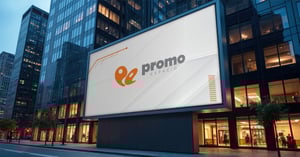 Pantalla LED proyectando el logo de Promo Espacio ubicada sobre una avenida principal de una gran ciudad. 